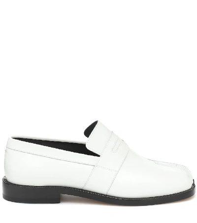 Shop Maison Margiela Tabi Patent-leather Loafers In White