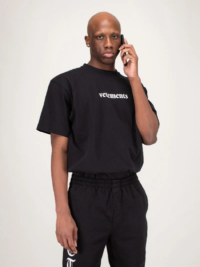 Shop Vetements Vertical Logo Iphone Case Xs In Black
