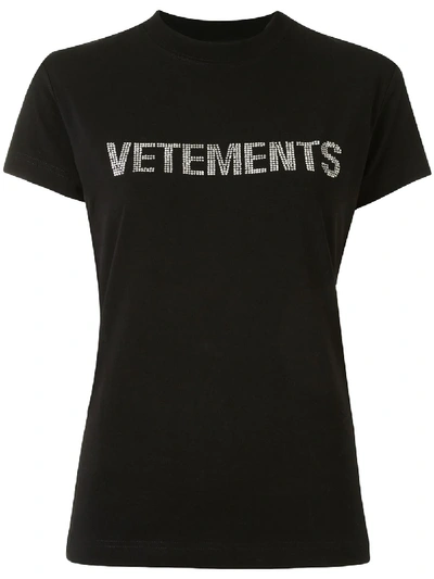 Shop Vetements Logo T-shirt In Black