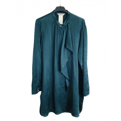 Pre-owned Max Mara Silk Mid-length Dress In Green