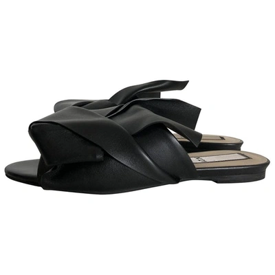Pre-owned N°21 Black Leather Sandals