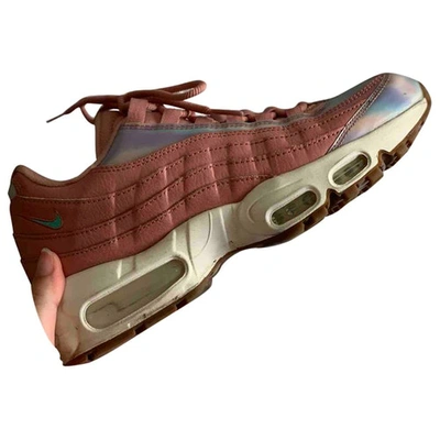 Pre-owned Nike Air Max 95 Leather Trainers In Pink