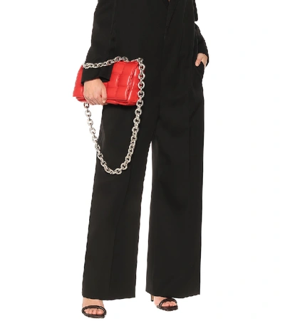 Shop Bottega Veneta Chain Cassette Leather Shoulder Bag In Red