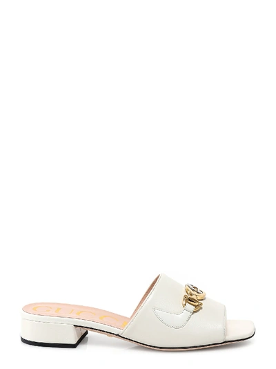 Shop Gucci Flat Sandals In Bianco