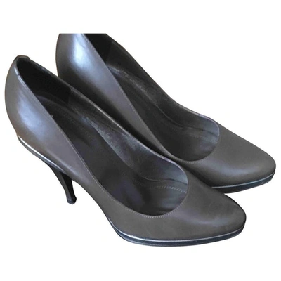 Pre-owned Hugo Boss Leather Heels