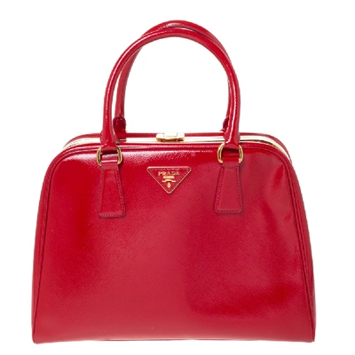 Pre-owned Prada Red Saffiano Vernice Leather Pyramid Frame Top Handle Bag
