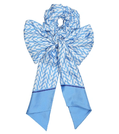 Shop Valentino Garavani Printed Silk-twill Scrunchie In Blue