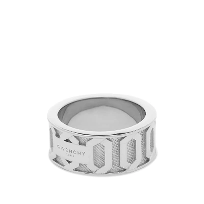 Shop Givenchy Large Engraved Chain Ring In Silver
