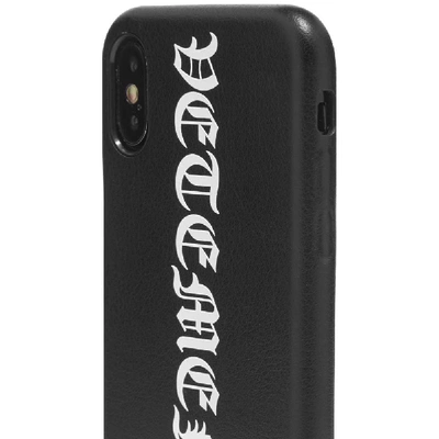 Shop Vetements Vertical Logo Iphone Xs Case In Black