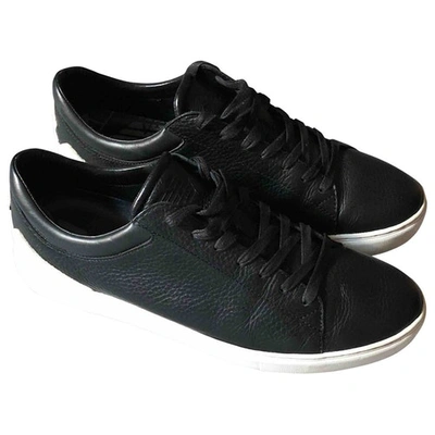 Pre-owned Emporio Armani Leather Low Trainers In Black