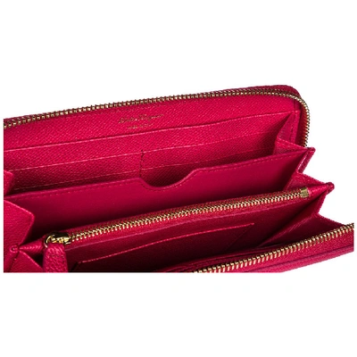 Shop Ferragamo Salvatore  Vara Bow Zipped Wallet In Pink