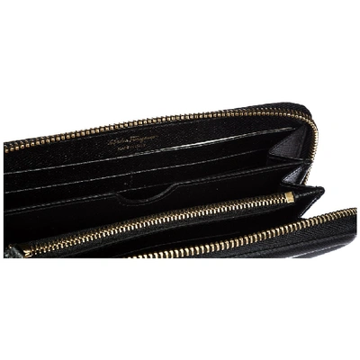 Shop Ferragamo Salvatore  Vara Bow Zip In Black