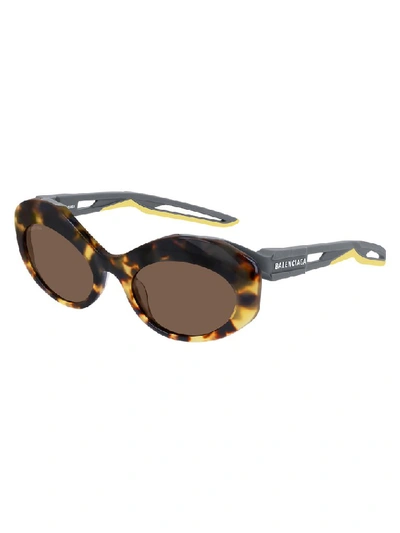 Shop Balenciaga Eyewear Foxy Sunglasses In Brown