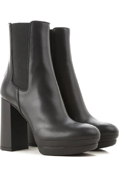 Shop Hogan H391 Block Heel Boots In Black