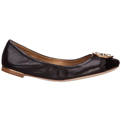 Shop Tory Burch Logo Flat Shoes In Black