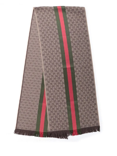 Shop Gucci Gg Jacquard Knitted Scarf In Multi