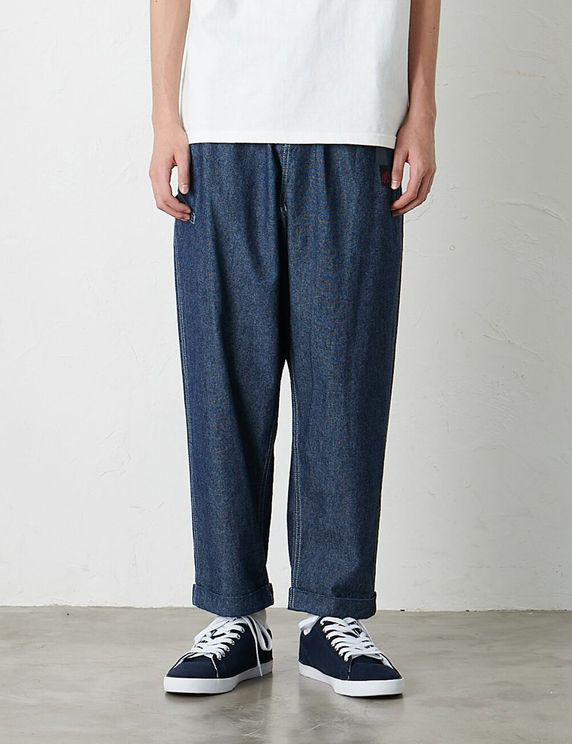 loose tapered pants
