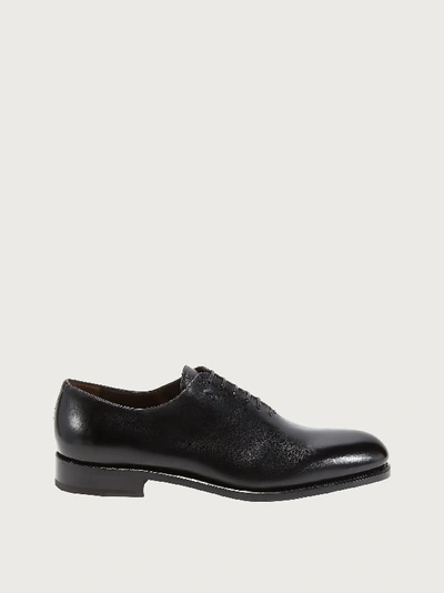 Shop Ferragamo Plain Toe Oxford In Black