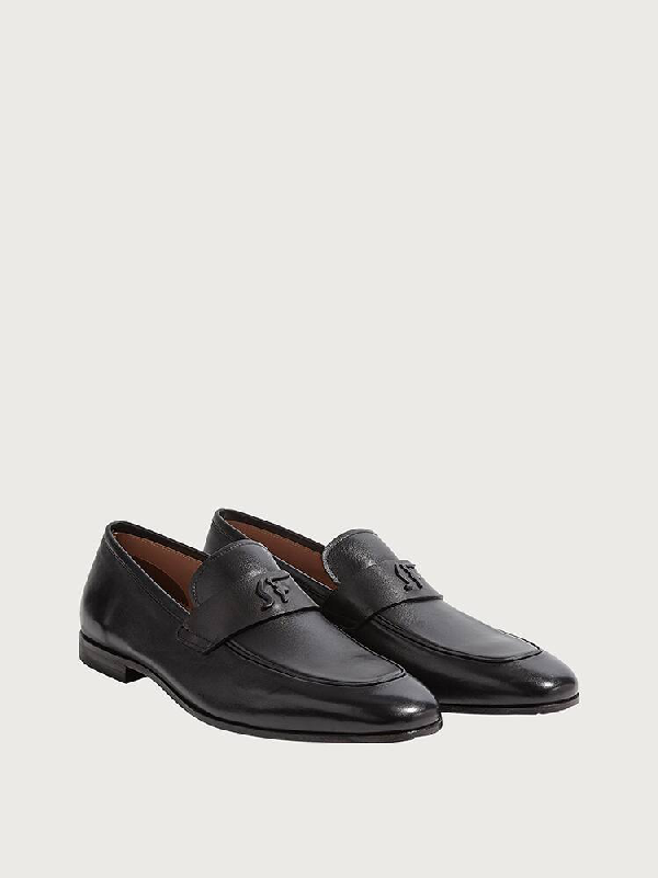 tory burch black leather ankle boots