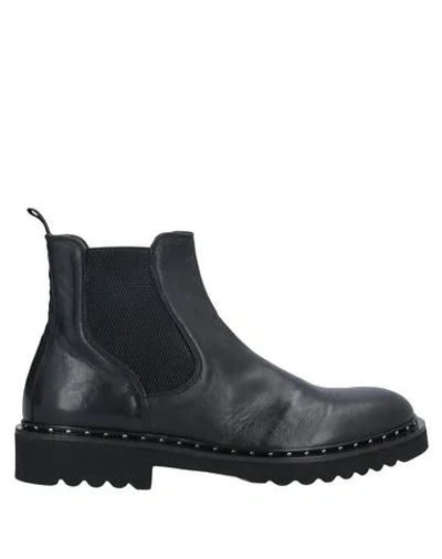 Shop Eveet Boots In Black