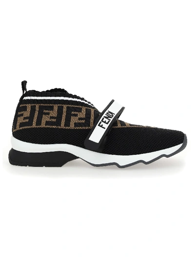 Shop Fendi Sneakers In Nero/bianco