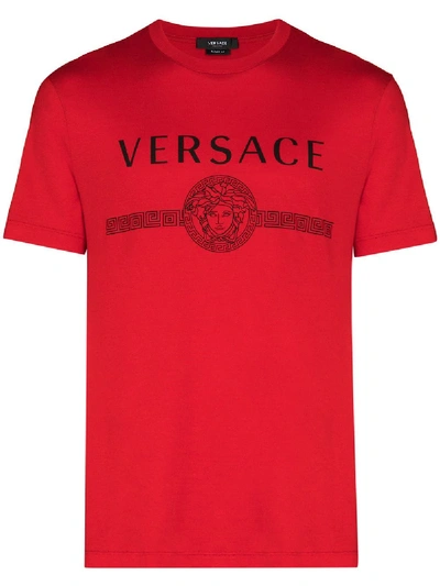 Shop Versace Medusa Logo T-shirt In Red