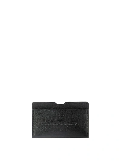Shop Ferragamo Embossed Logo Leather Card Holder In Black