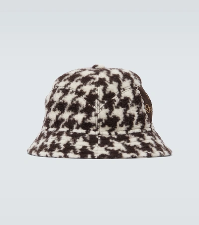 Shop Gucci Serge Tweed Bucket Hat In Multicoloured