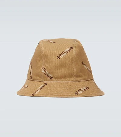 Shop Gucci Cosimo Bucket Hat In Beige