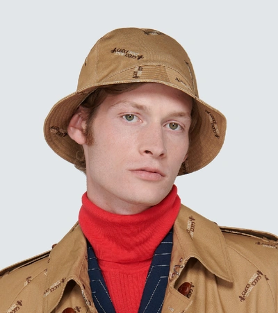 Shop Gucci Cosimo Bucket Hat In Beige