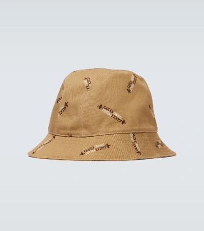 Shop Gucci Cosimo Bucket Hat In Beige