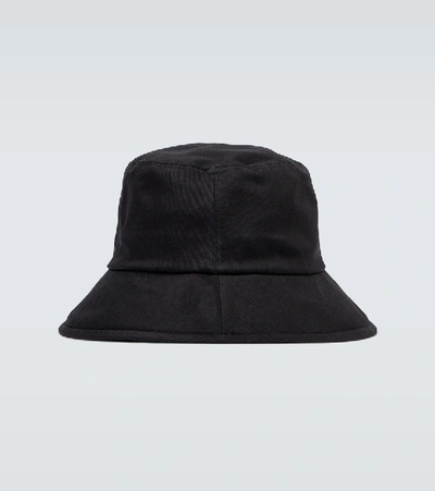 Shop Gucci Cotton Bucket Hat With Logo In Black