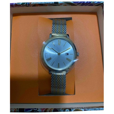 Pre-owned Tommy Hilfiger Watch In Gold