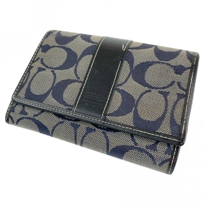 Pre-owned Coach Navy Cloth Wallet