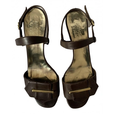 Pre-owned Michel Vivien Leather Sandals In Brown