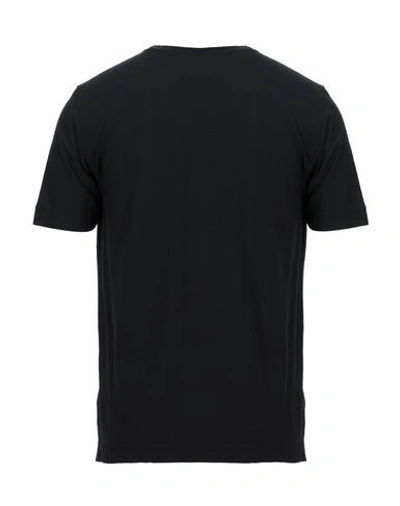 Shop Drumohr T-shirt In Black