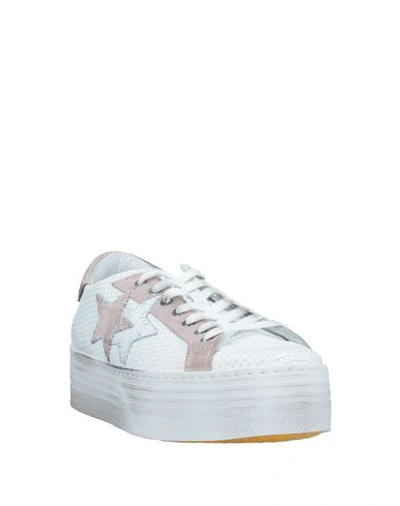 2star Sneakers In White