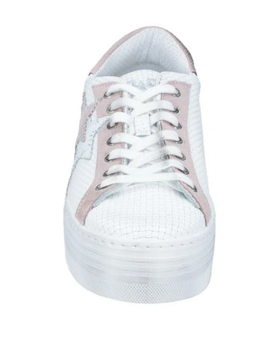 2star Sneakers In White