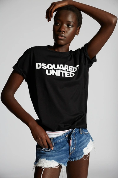 Shop Dsquared2 Women Short Sleeve T-shirt In Black