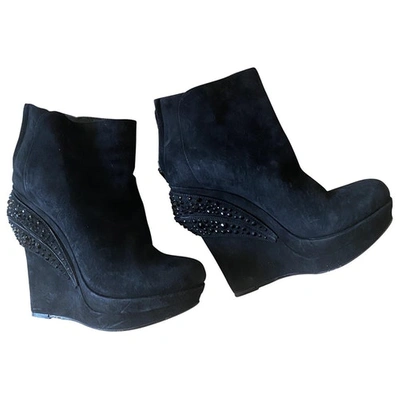 Pre-owned Rodo Black Suede Boots