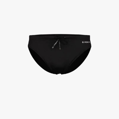 Shop Givenchy Badehose Mit Logo-print In Schwarz