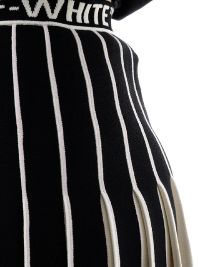 Off-white Contrasting Pleated Skirt In Black
