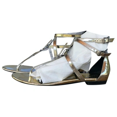 Pre-owned Barbara Bui Leather Flip Flops In Gold