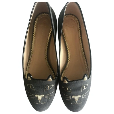 Pre-owned Charlotte Olympia Grey Suede Ballet Flats