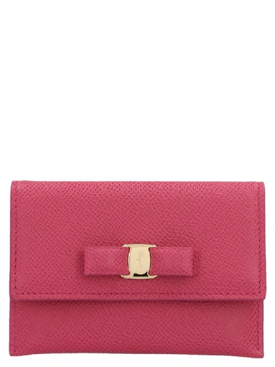 Shop Ferragamo Salvatore  Vara Bow Cardholer In Pink