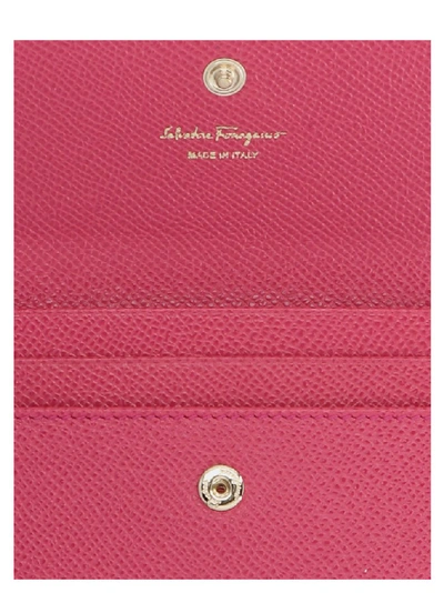 Shop Ferragamo Salvatore  Vara Bow Cardholer In Pink