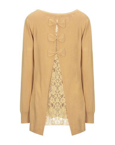 piping sweater