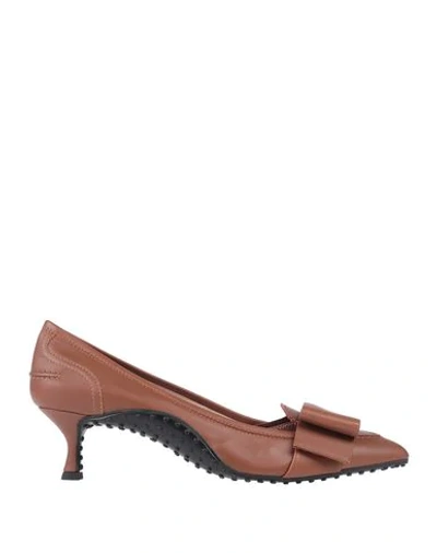 Shop Tod's Alessandro Dell'acqua X  Woman Pumps Brown Size 7.5 Soft Leather