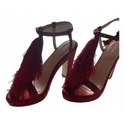 Pre-owned Alberta Ferretti Red Leather Sandals