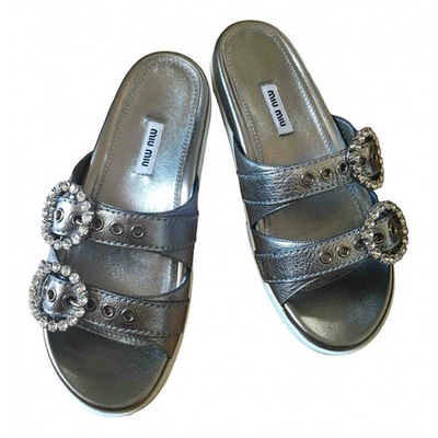 Pre-owned Miu Miu Silver Leather Sandals